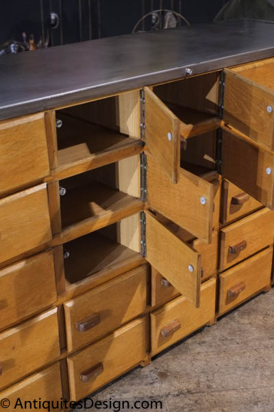 meuble de metier etroit ancien